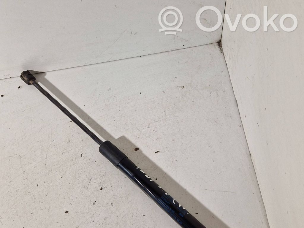 Audi Q3 8U Tailgate/trunk strut/damper 