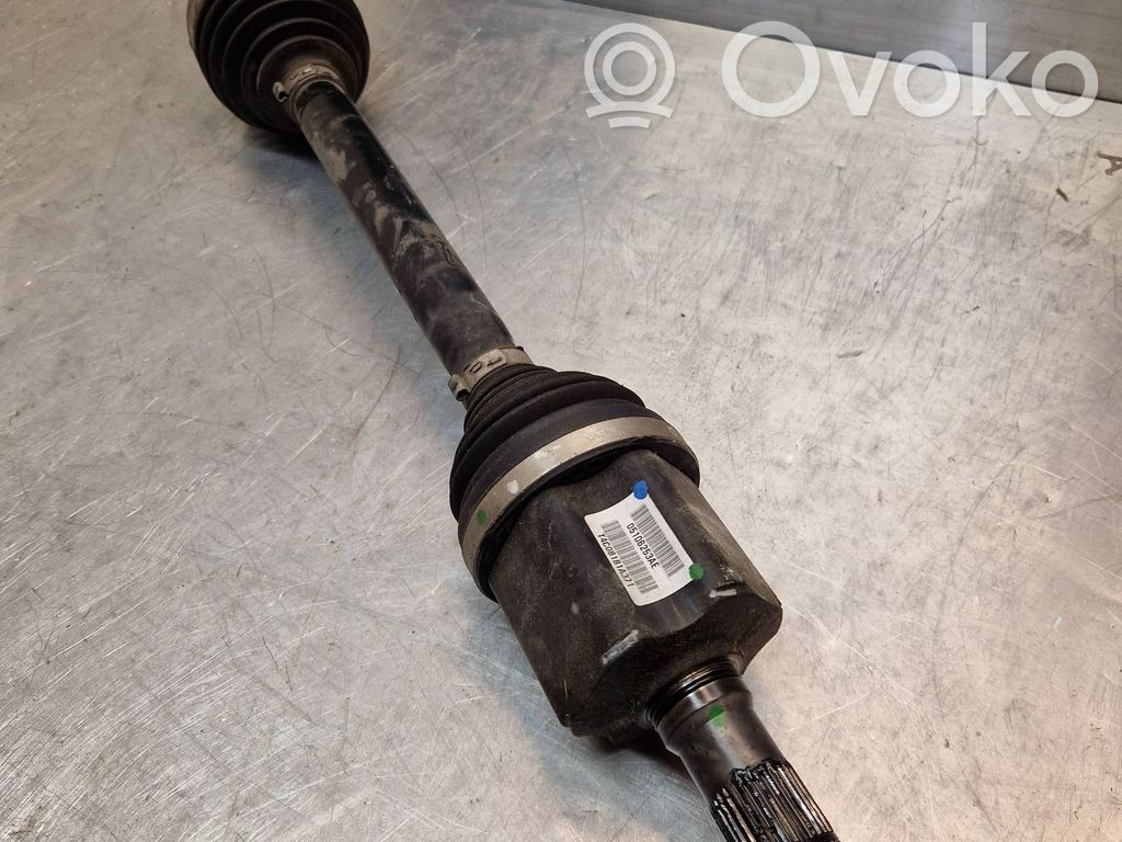 Etuvetoakseli   05106253AE,T4C08181A371