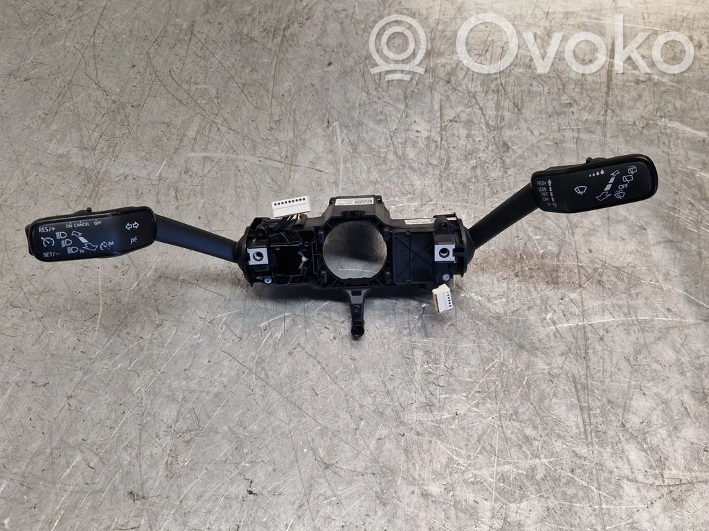Skoda Superb B8 (3V) Commodo, commande essuie-glace/phare 
