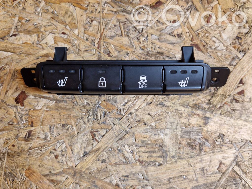 KIA Ceed Seat heating switch 
