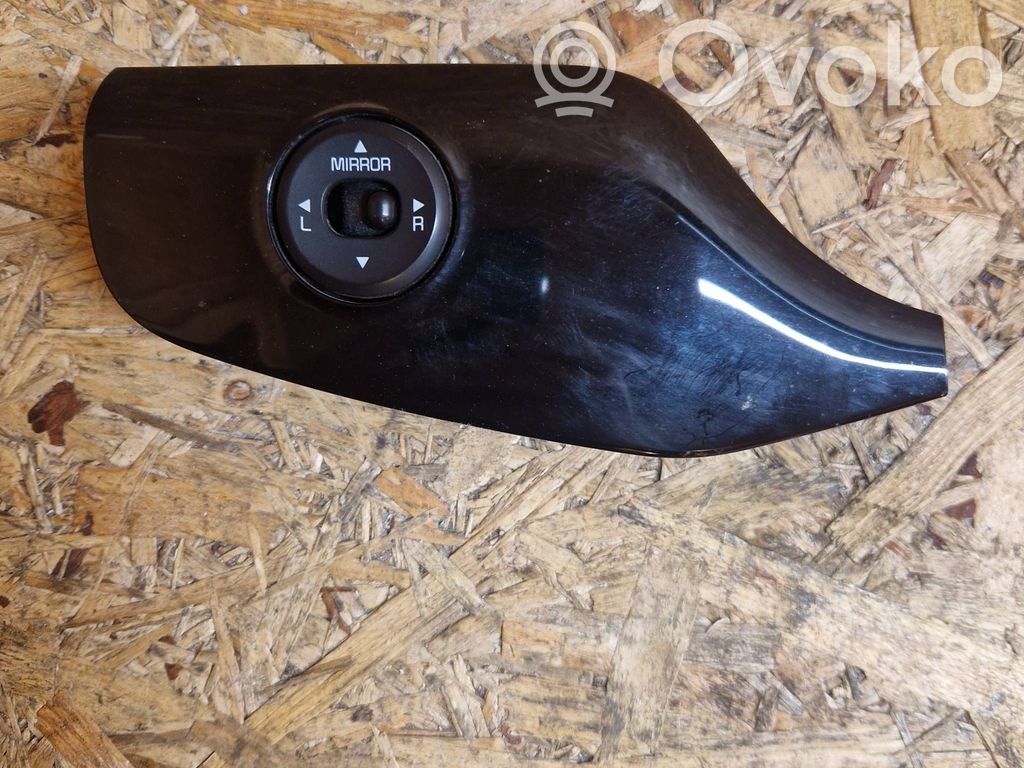 KIA Ceed Wing mirror switch 