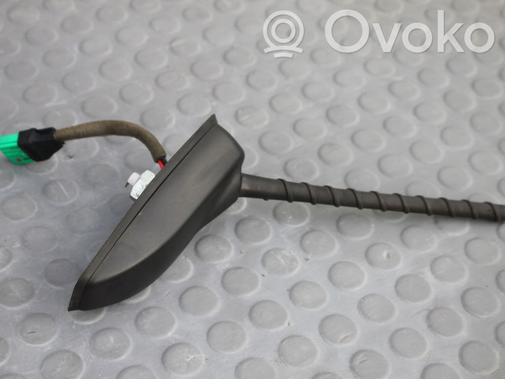 KIA Soul Radio antenna 