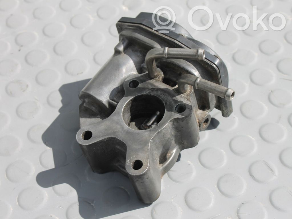 Nissan Navara D40 Zawór EGR 