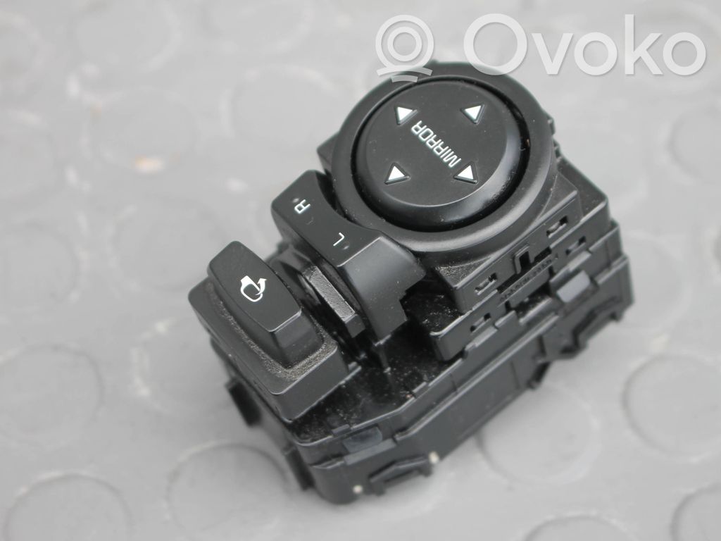 KIA Rio Interruptor del espejo lateral 