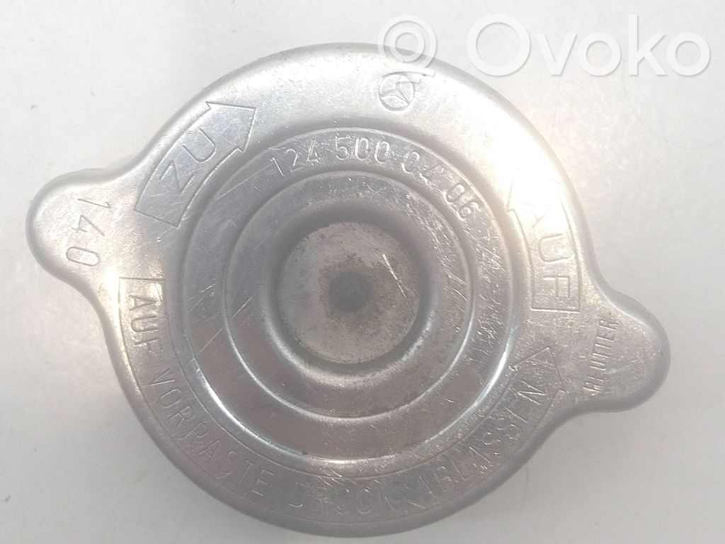 Mercedes-Benz E W124 Korek zbiornika wyrównawczego chłodziwa 