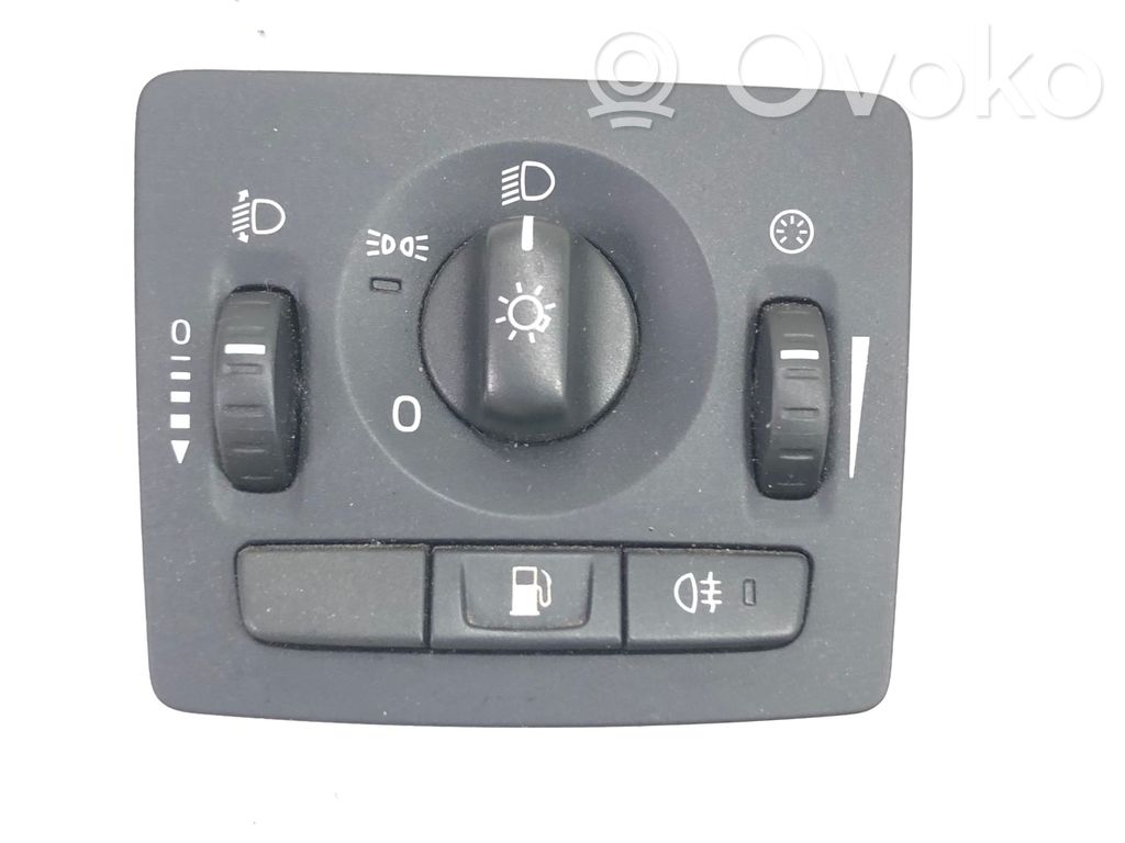 Light switch   30739298