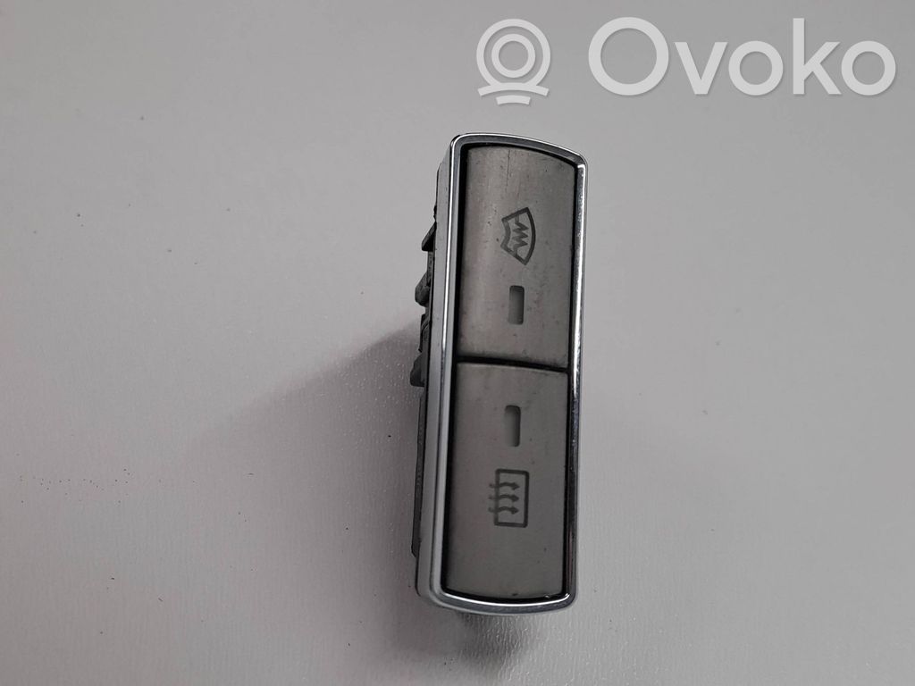 Ford S-MAX Windscreen/window heater switch 