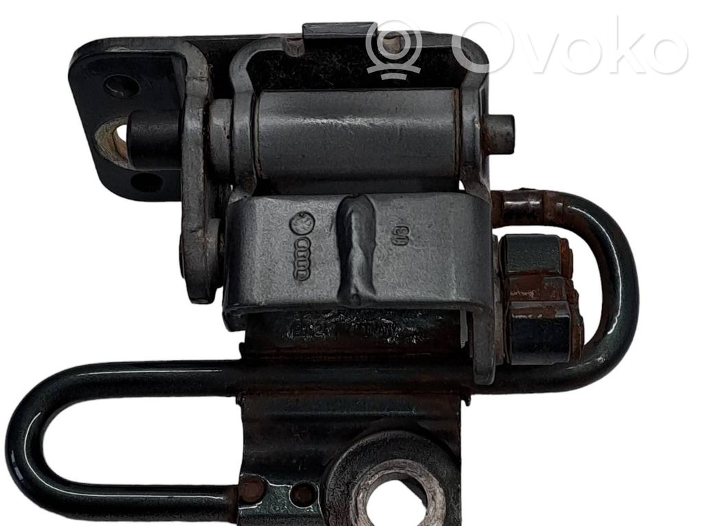 Zawias dolny drzwi   8N0831411B,8N0831411