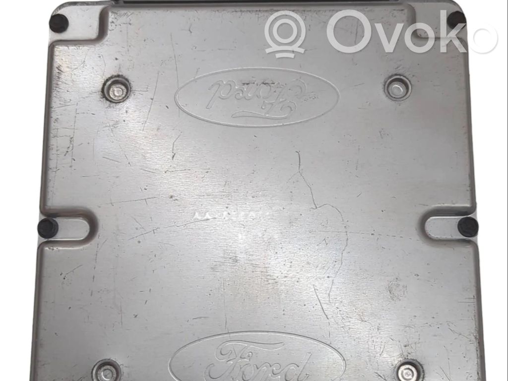 Ford Escort Variklio valdymo blokas 