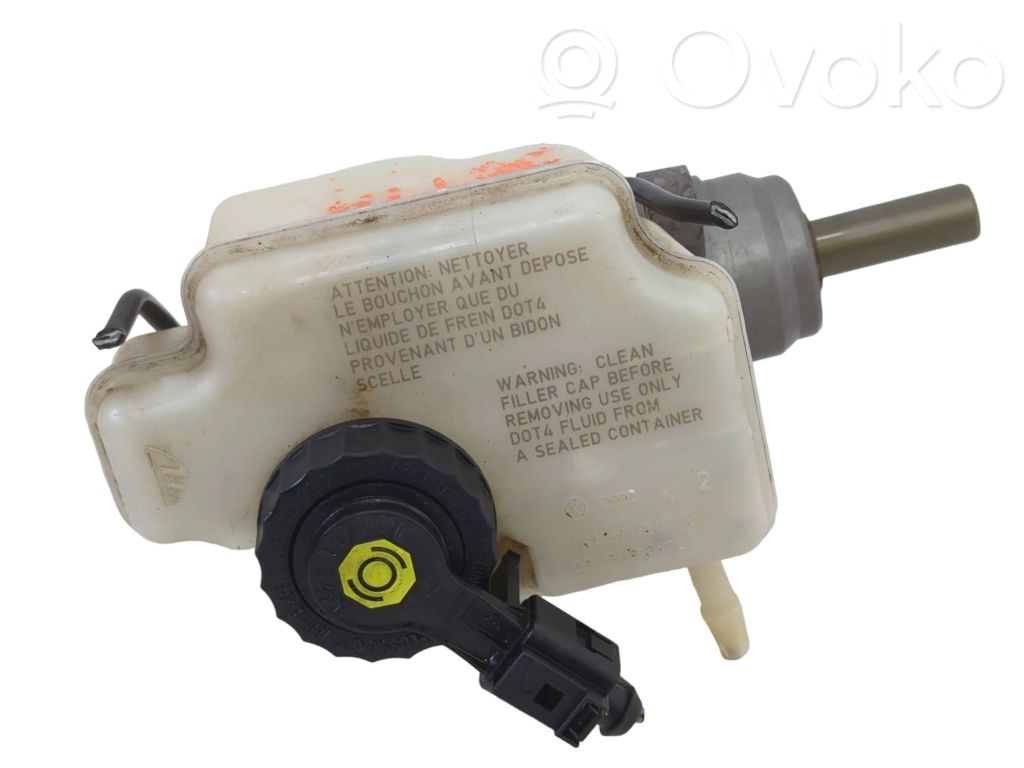 Volkswagen Jetta V Główny cylinder hamulca 