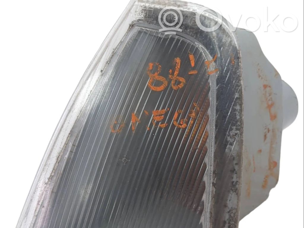 Front indicator light   16767716,1226050,90397083