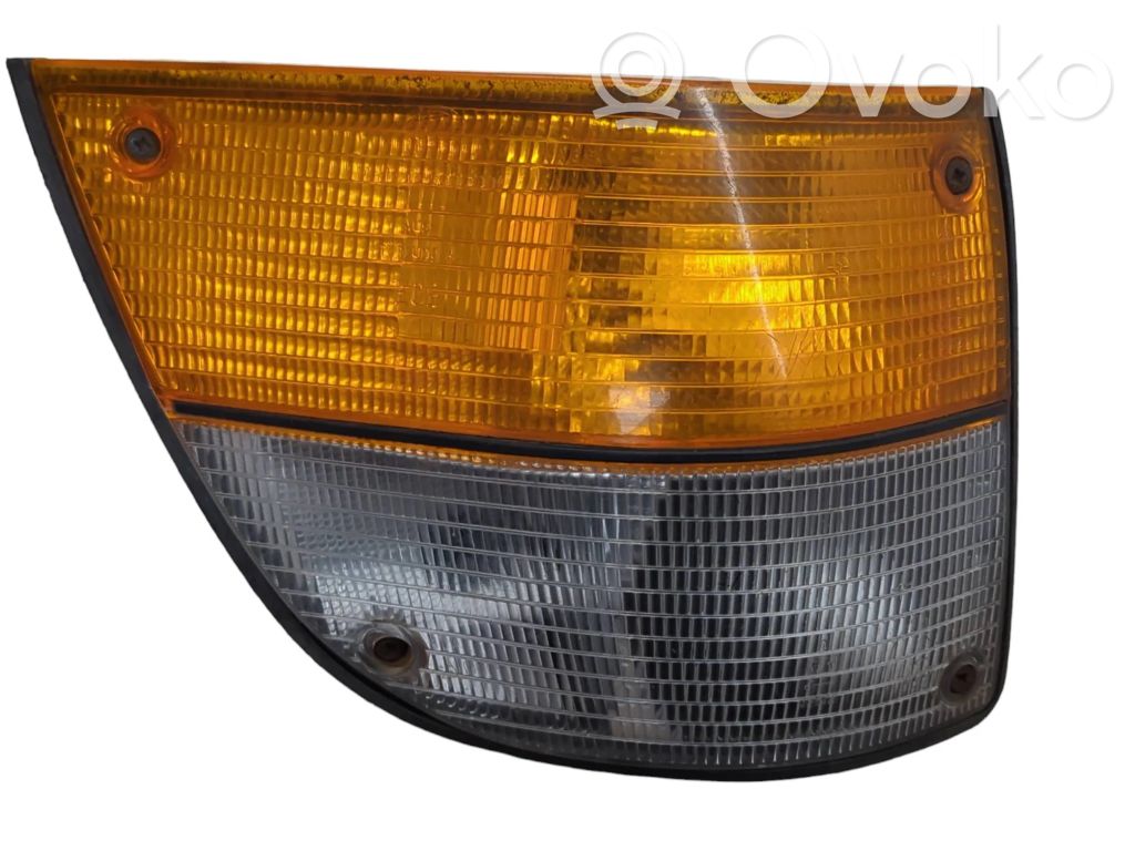 Front indicator light   53292R6,8582249