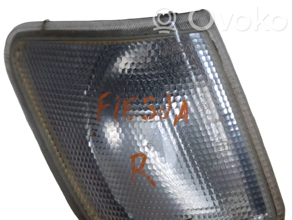 Ford Fiesta Front indicator light 