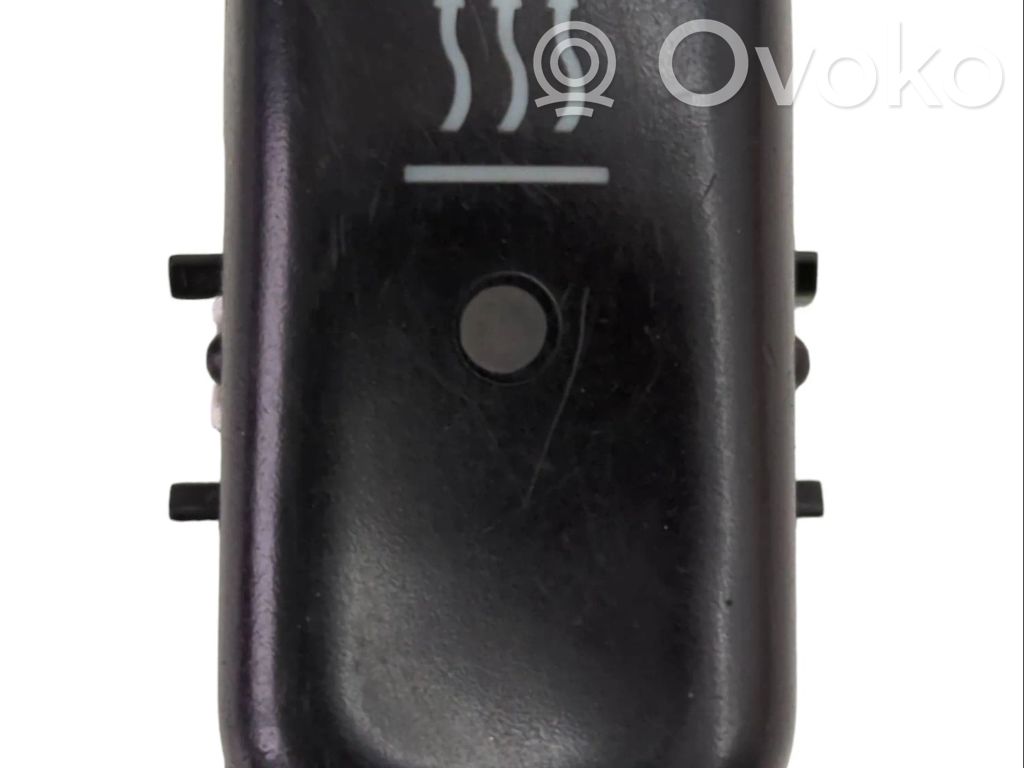Mercedes-Benz C AMG W202 Interruptor de la calefacción de la luna/parabrisas 