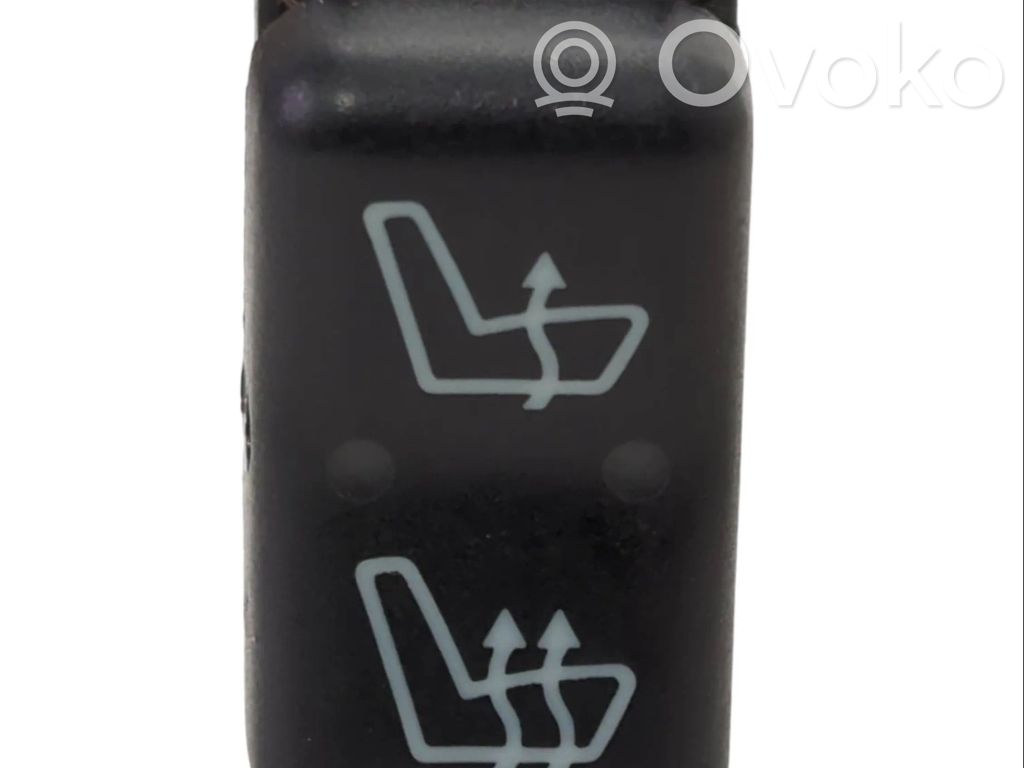 Mercedes-Benz C W202 Interruptor de calefacción del asiento 
