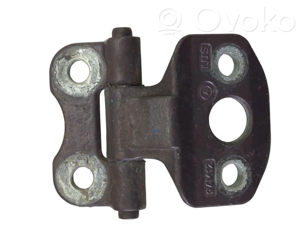 Mercedes-Benz C W202 Rear door upper hinge 