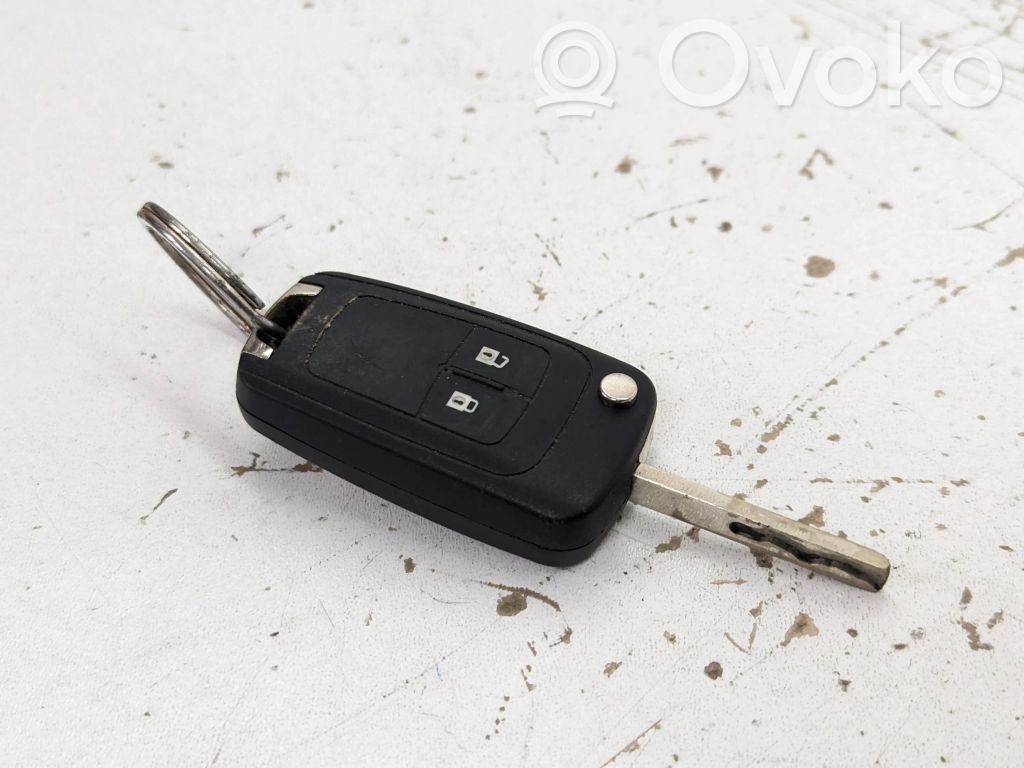 Opel Astra H Virta-avain/kortti 
