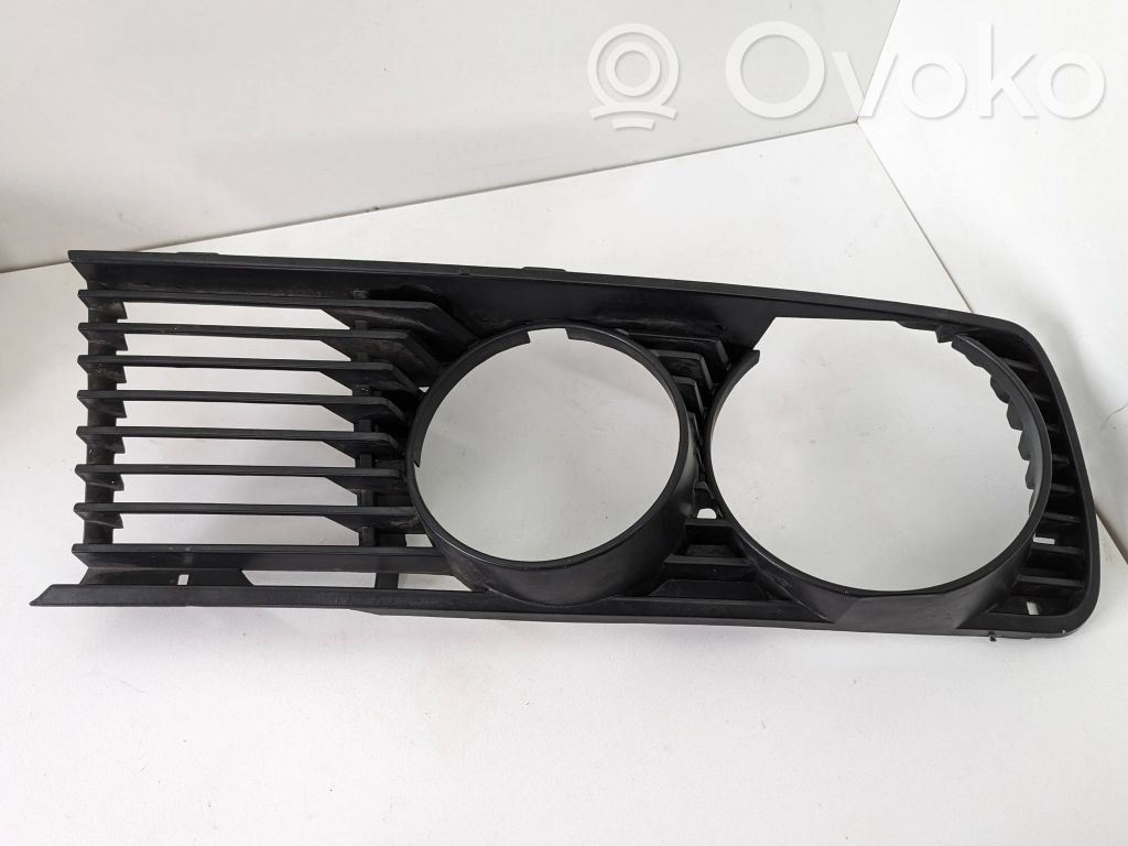 BMW 5 E28 Under headlight/headlamp trim 