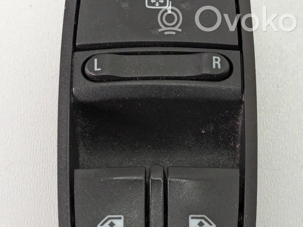 Opel Corsa D Electric window control switch 