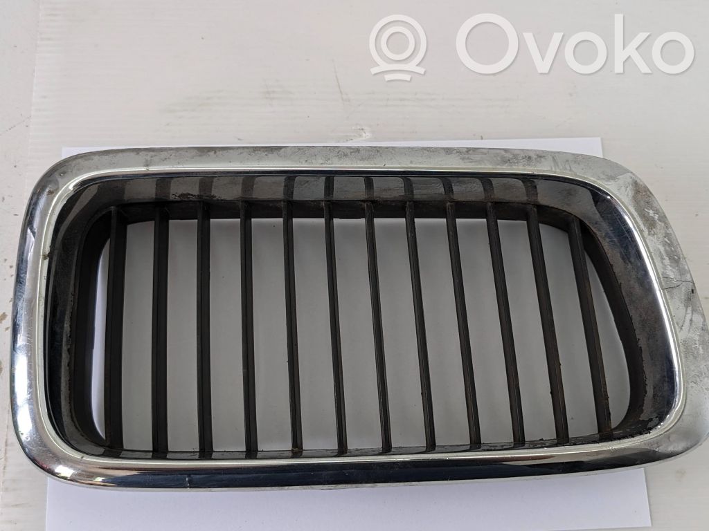 BMW 7 E38 Front grill 