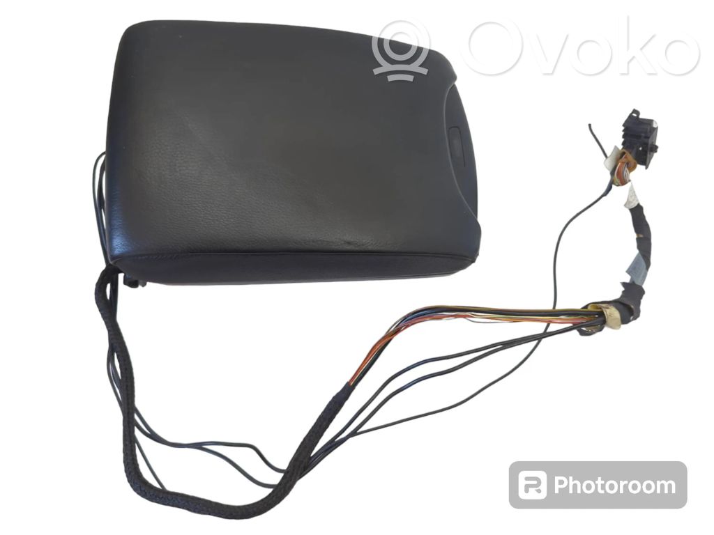 Armrest   810728