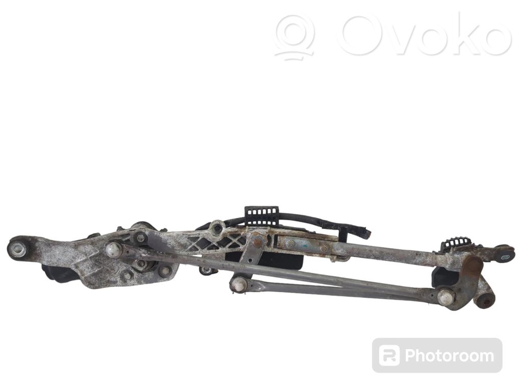 Mazda 2 Front wiper linkage and motor 