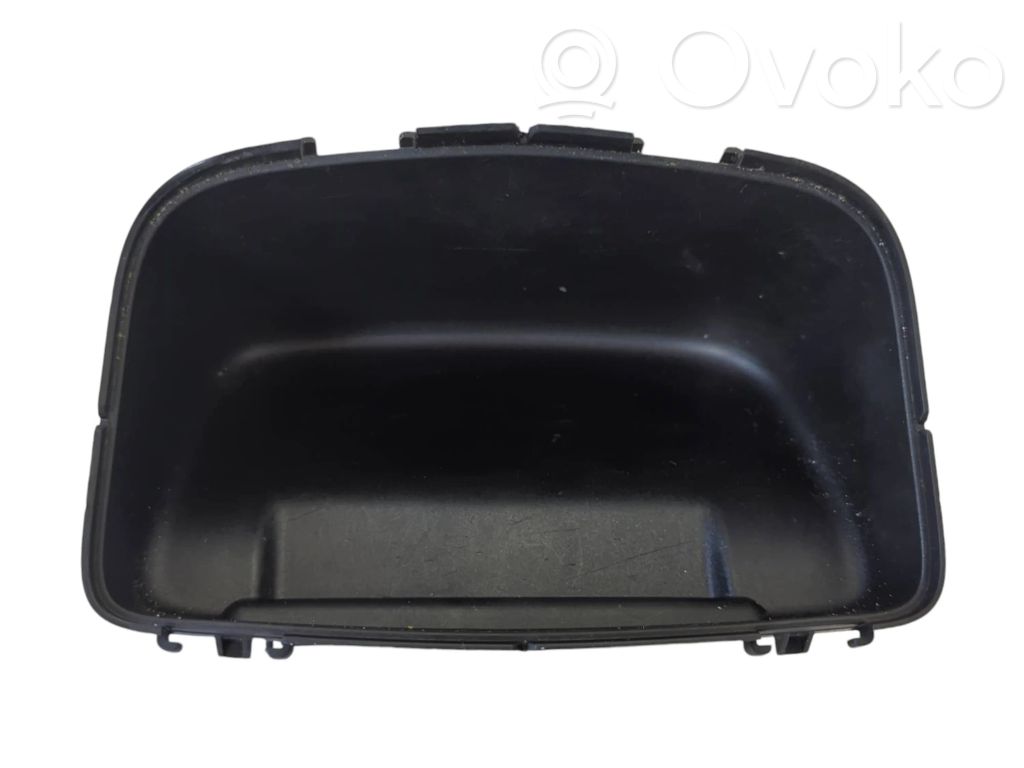 Ford Fiesta Aschenbecher 