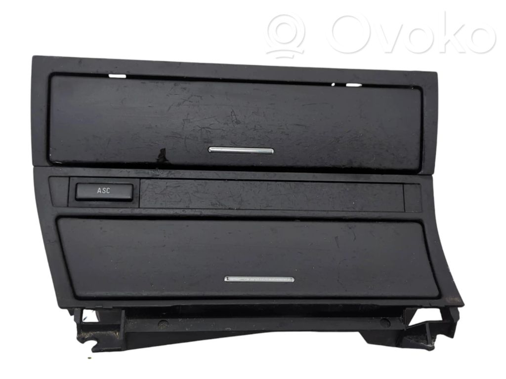 Ashtray trim (front)   307090100,307110100,8205377,8202178