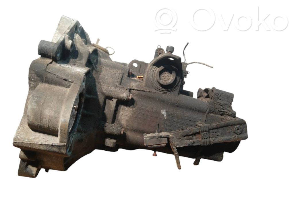 Volkswagen Golf III Mechaninė 5 pavarų dėžė 