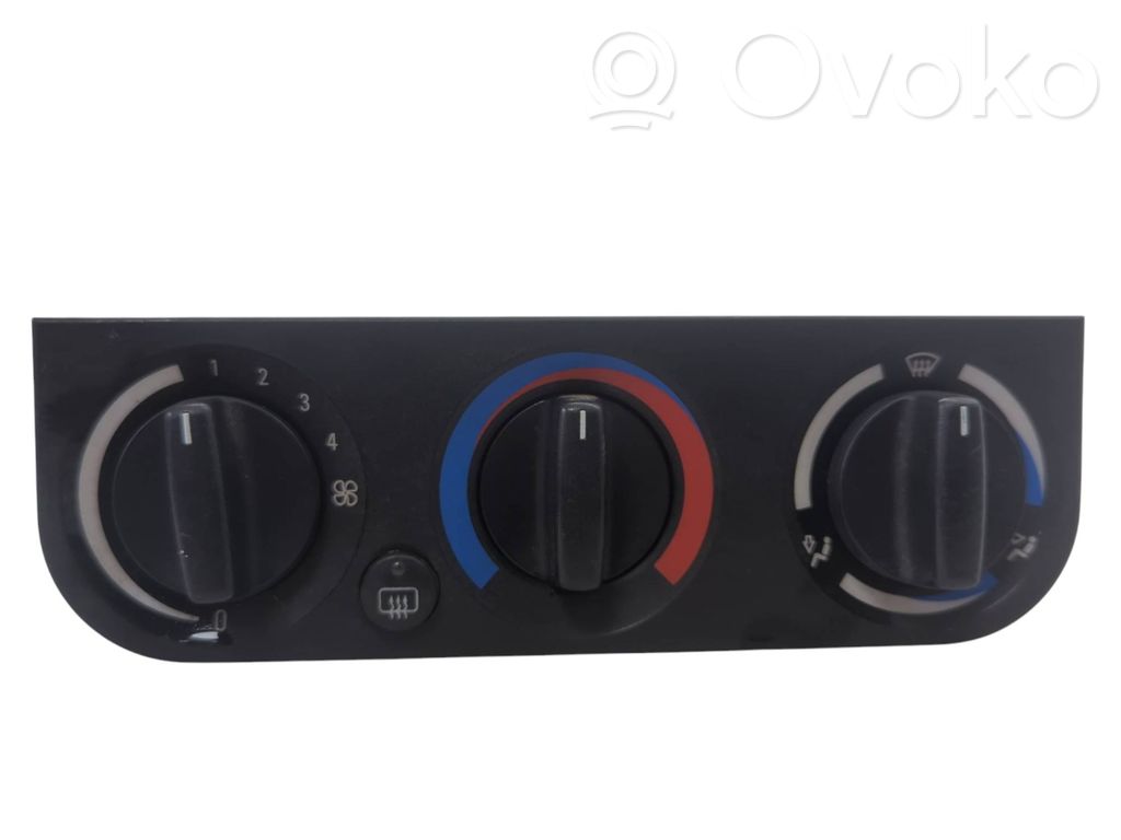 BMW 3 E36 Climate control unit 