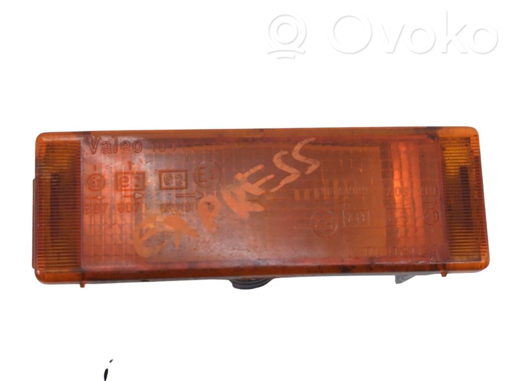 Renault Express Front fender indicator light 