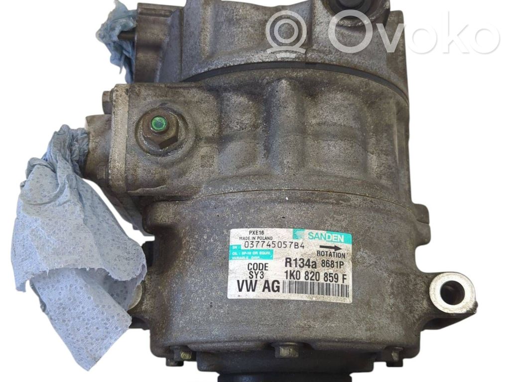 Kompresor / Sprężarka klimatyzacji A/C   PXE168681P,037745057B4,1K0820859F