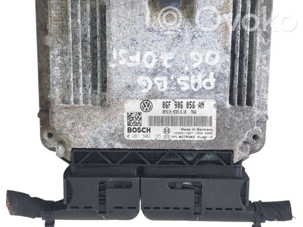 Volkswagen PASSAT B6 Engine control unit/module 