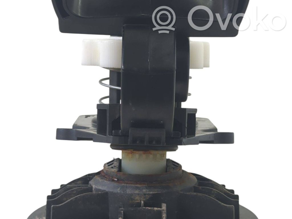 Opel Insignia A Spare wheel mounting bracket 