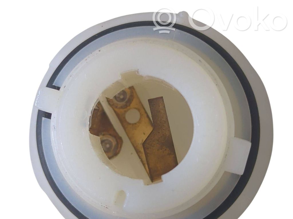 Audi 80 90 B3 Tail light bulb cover holder 