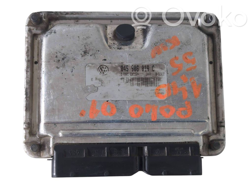 Volkswagen Polo Engine control unit/module 