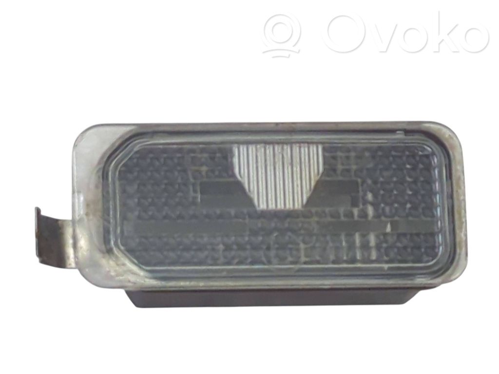 Éclairage de plaque d'immatriculation   6M2A13550AC,Q80QA4639