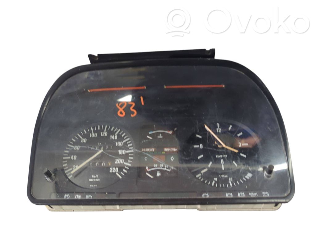 BMW 5 E28 Speedometer (instrument cluster) 