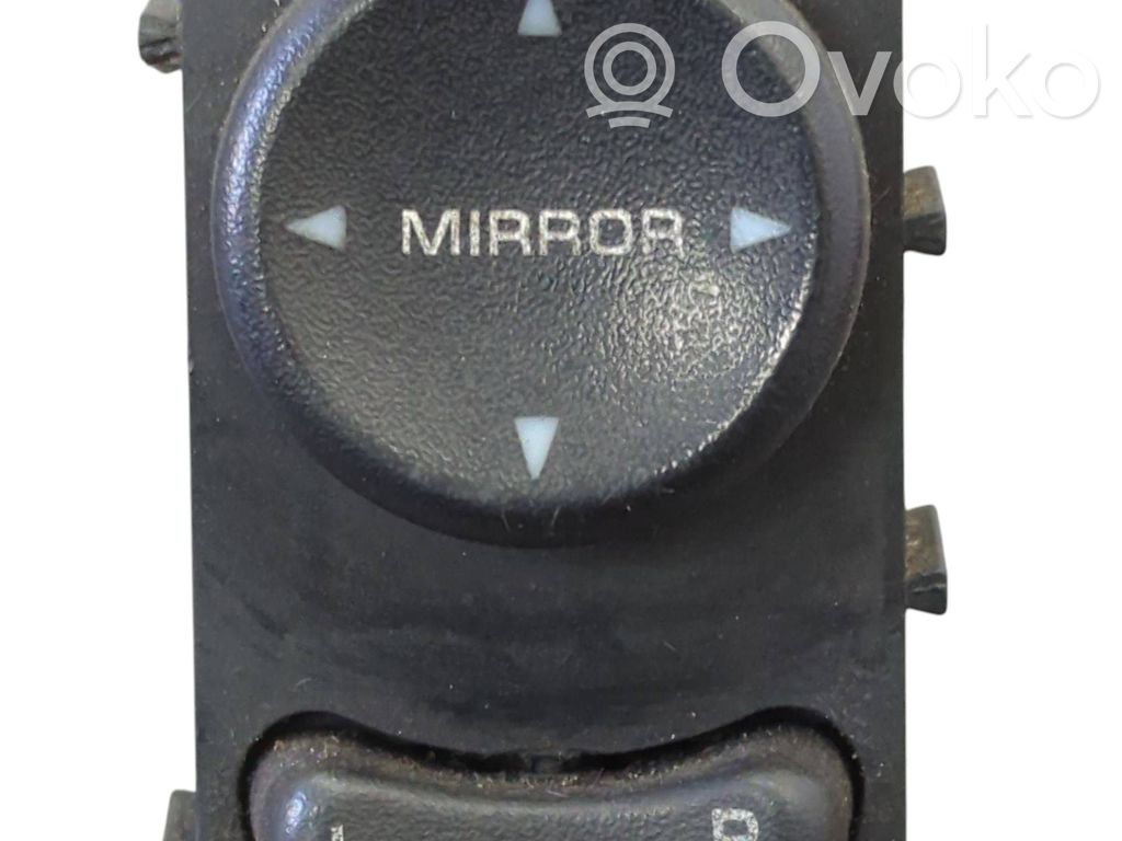 Chrysler Voyager Wing mirror switch 
