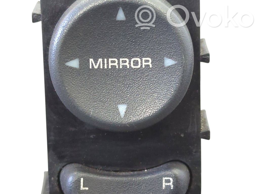 Chrysler Voyager Wing mirror switch 