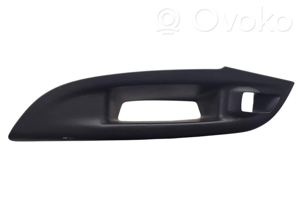 Ford Focus Rear door window switch trim 