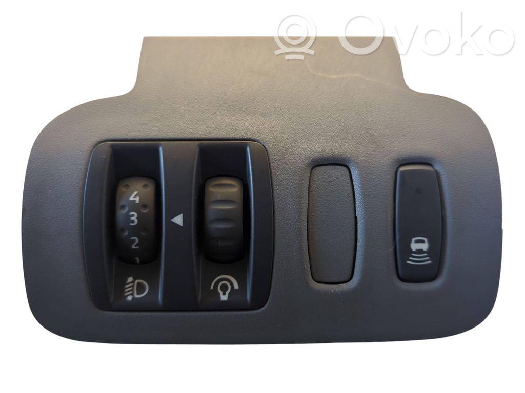 Renault Scenic II -  Grand scenic II Headlight level height control switch 