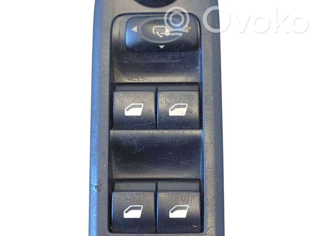 Citroen C5 Electric window control switch 