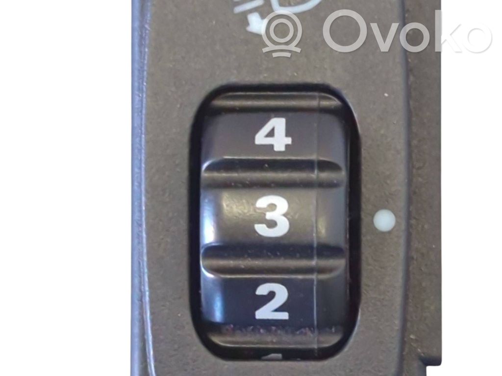 Mitsubishi Lancer X Interruptor de luz 