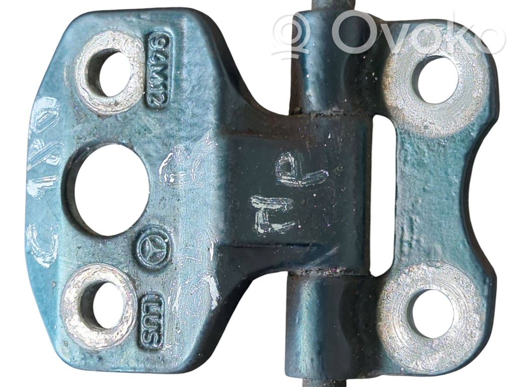 Mercedes-Benz C W202 Front door lower hinge 