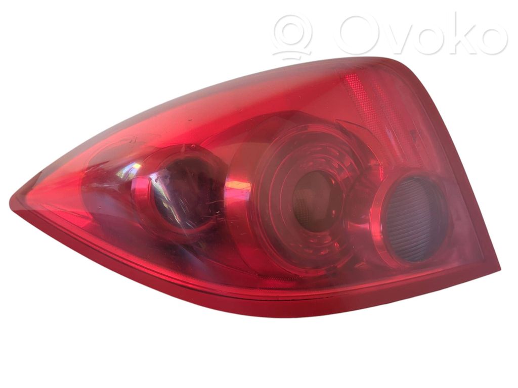 Nissan Primera Luz trasera/de freno 
