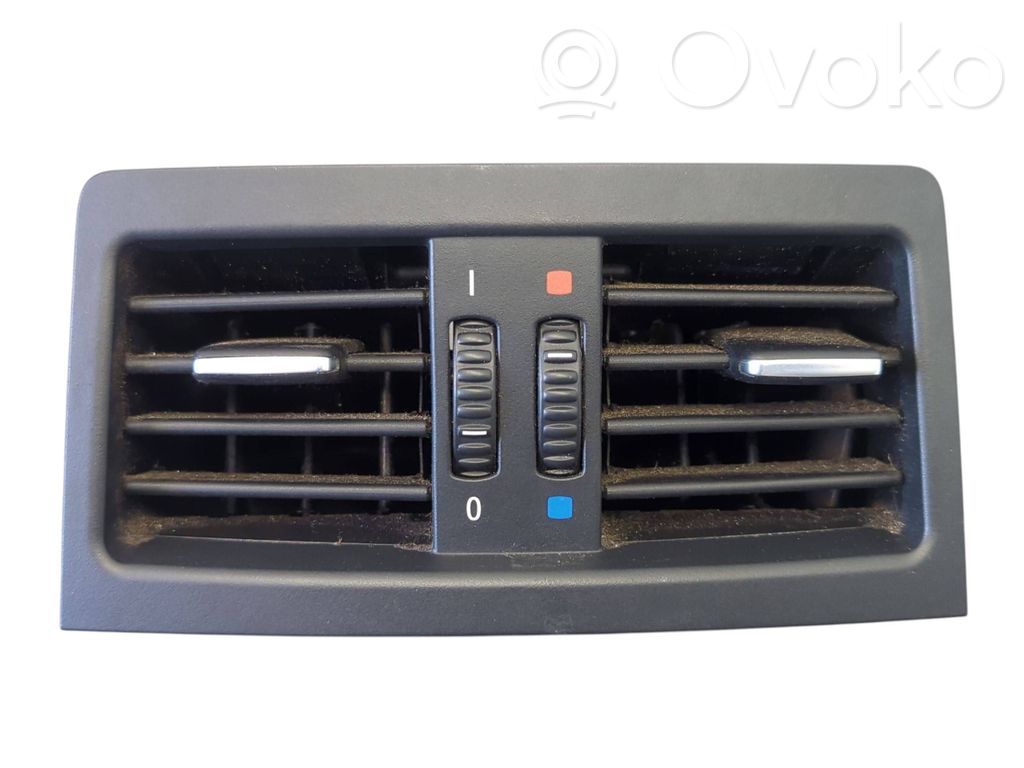 BMW 3 E90 E91 Oro grotelės gale 