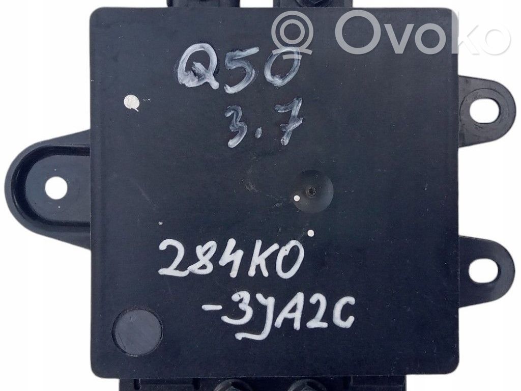 Infiniti Q70 Y51 Unitate/modul control vitezometru 