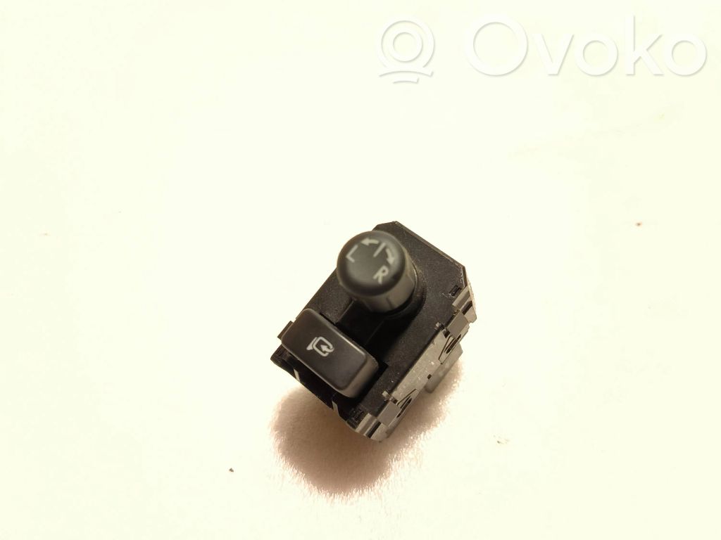 Subaru Forester SJ Wing mirror switch 