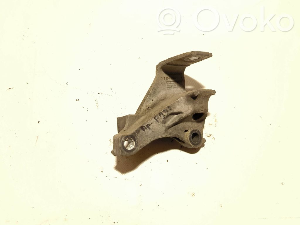 Renault Talisman Engine mounting bracket 